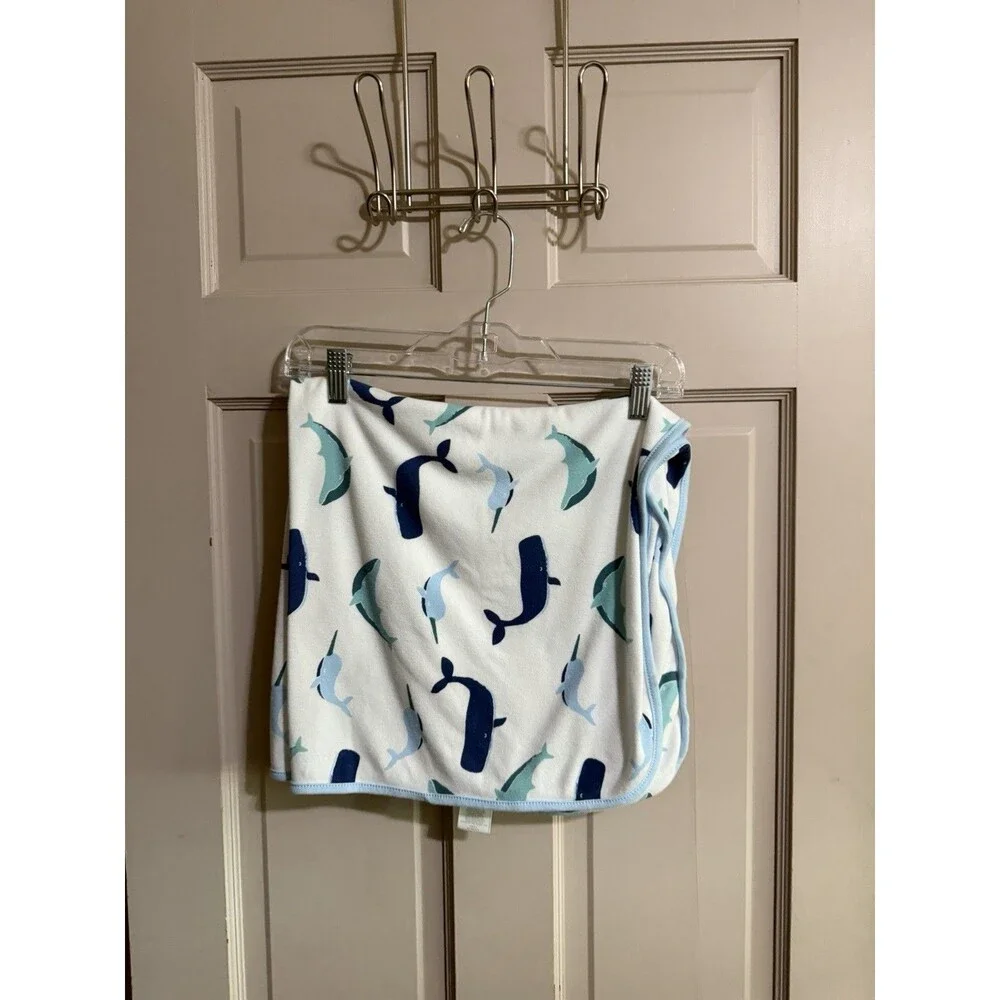 Cloud Island Hooded Towel Blue Whales